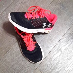 UNDER ARMOUR Black & Pink Sneakers